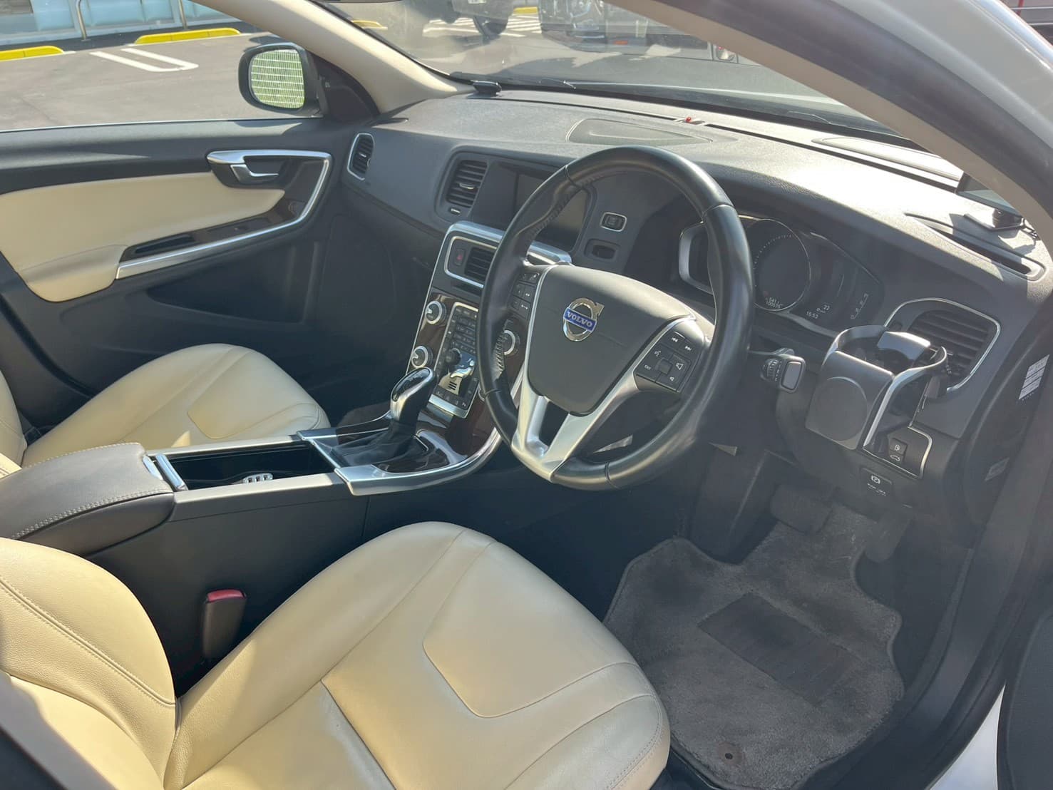 Volvo s60 T5 SE